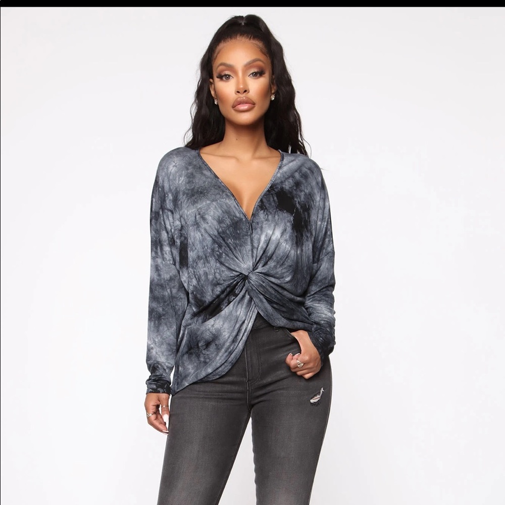 Tie dye knot shirt